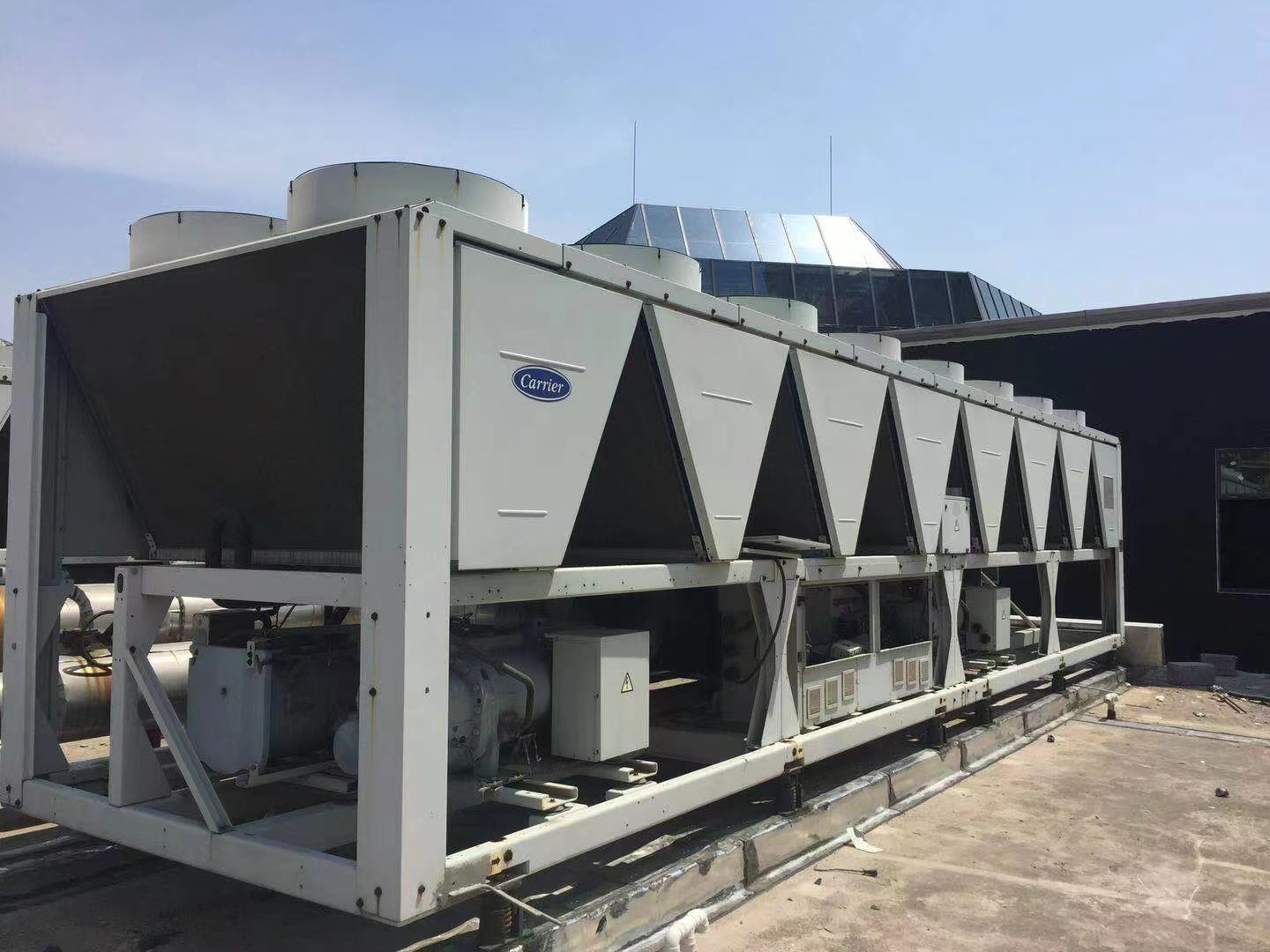 風(fēng)冷模塊熱泵機(jī)組